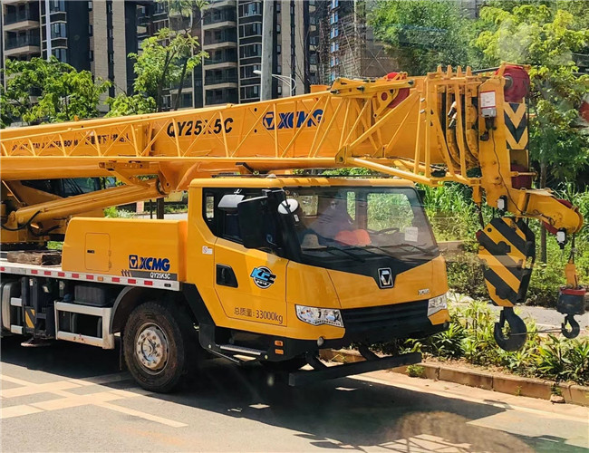 济南市大件设备吊装租赁吊车